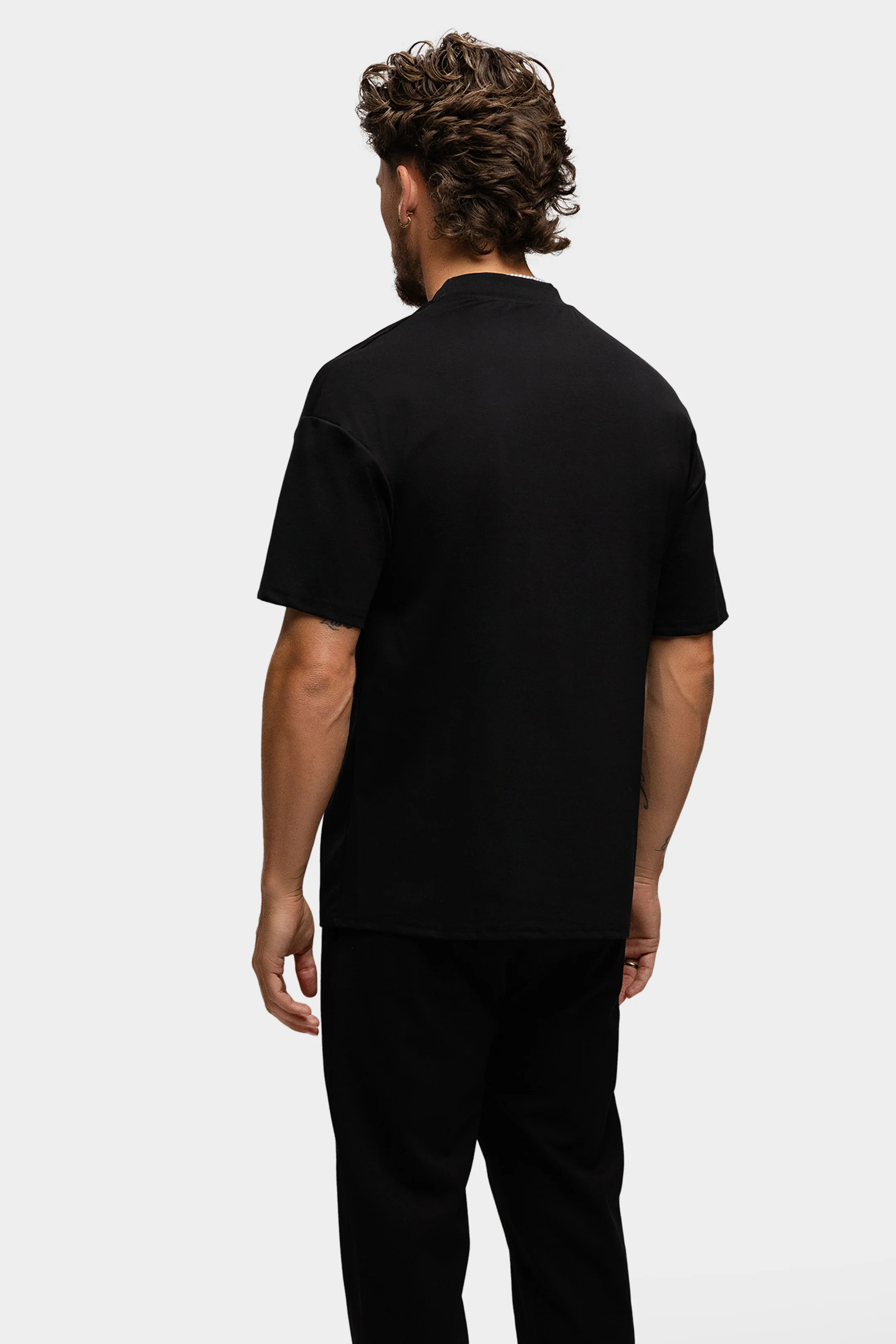 ESSENTIAL MATTE SHIRT BLACK - Image 5