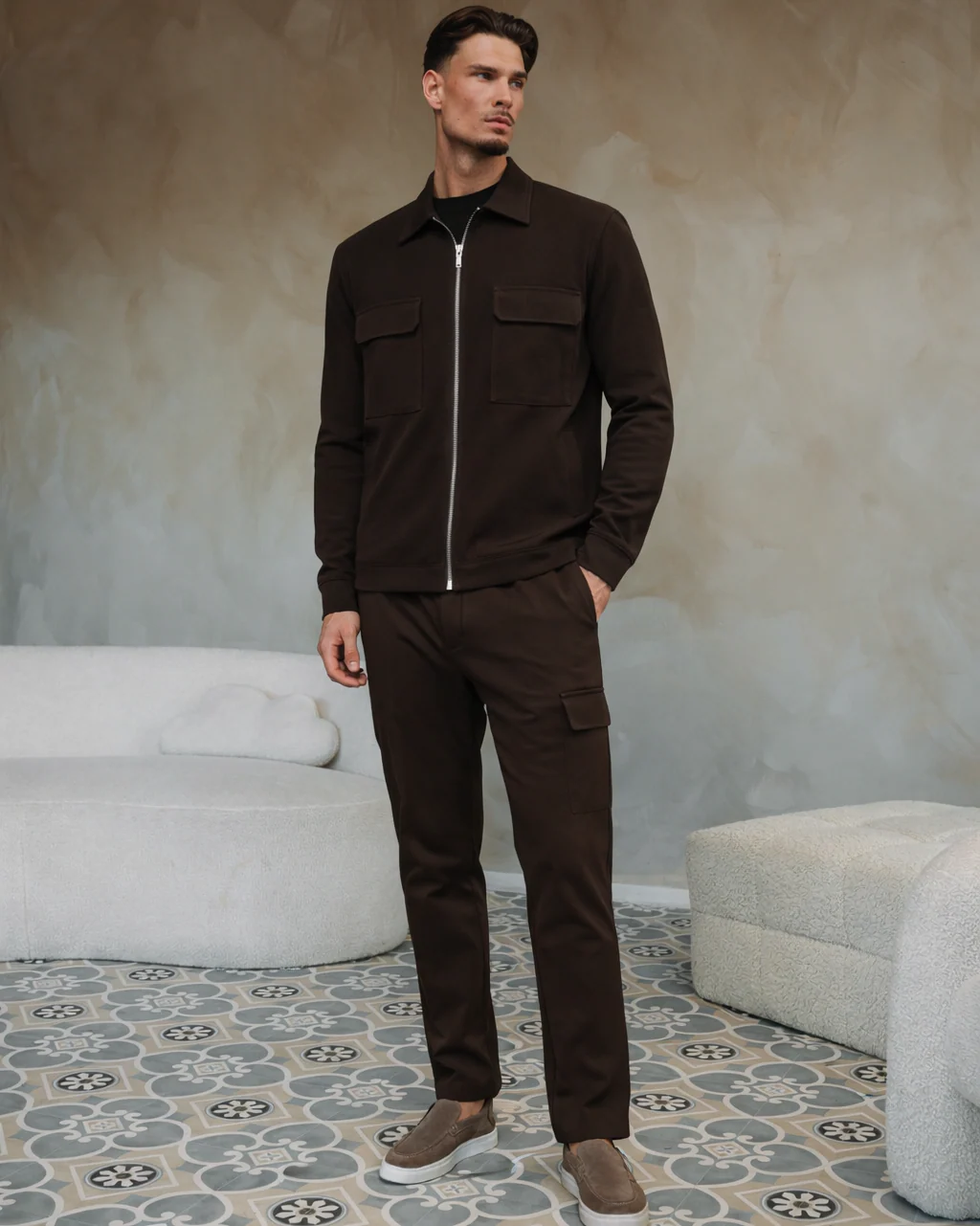 ESSENTIAL SUIT | DARK BROWN