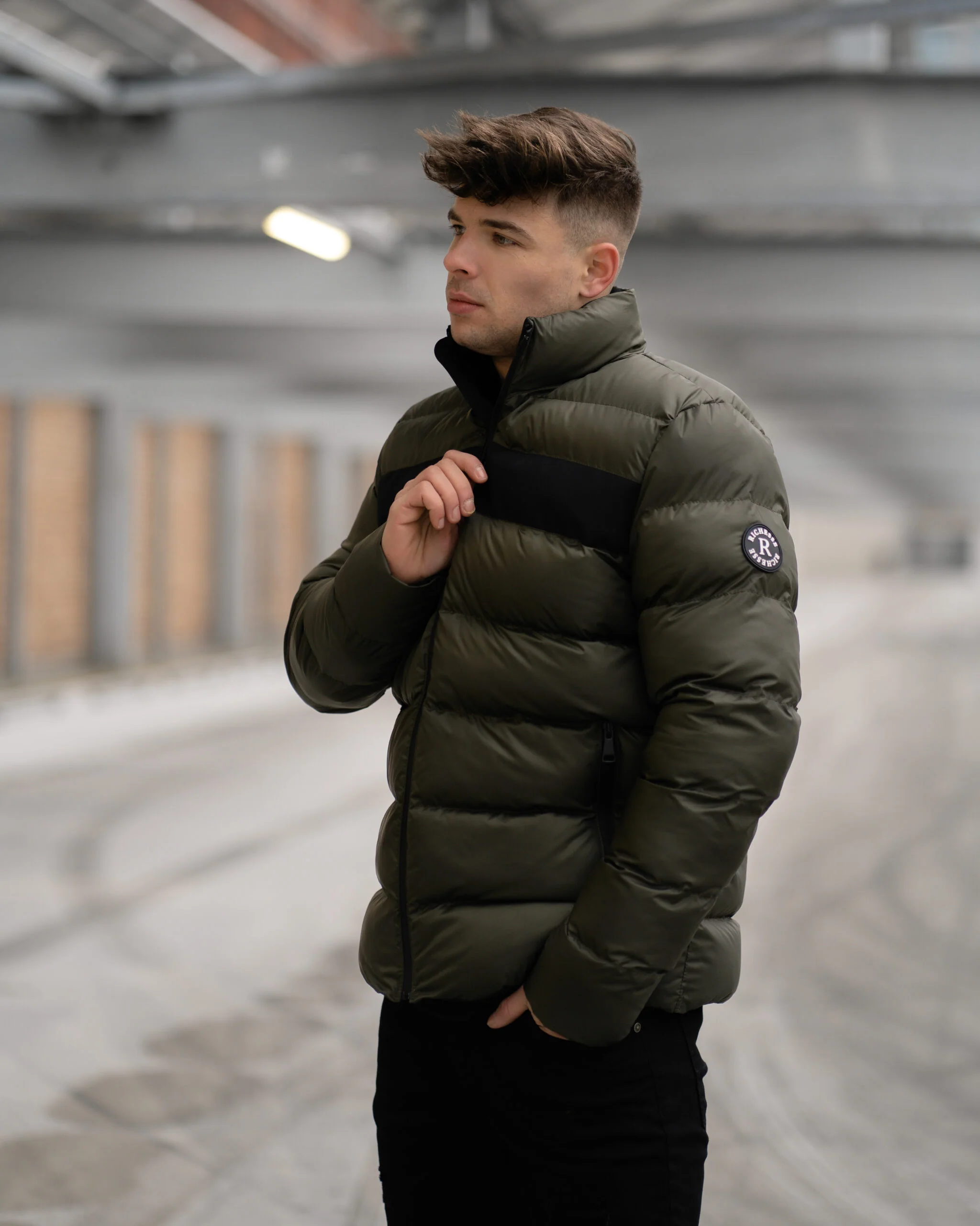 Hastings Puffer Jacket khaki - Image 4