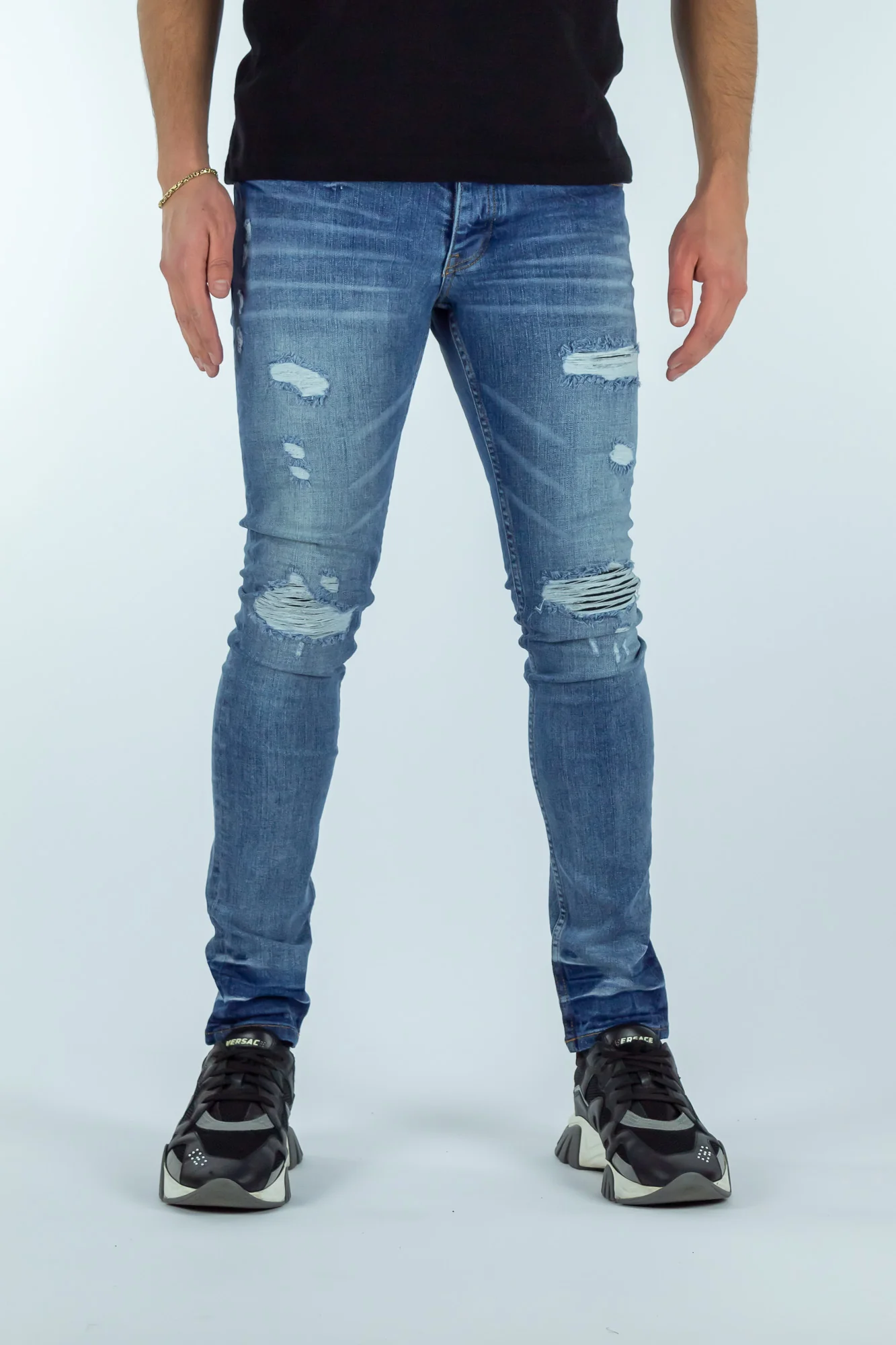 HENRI BLUE JEANS