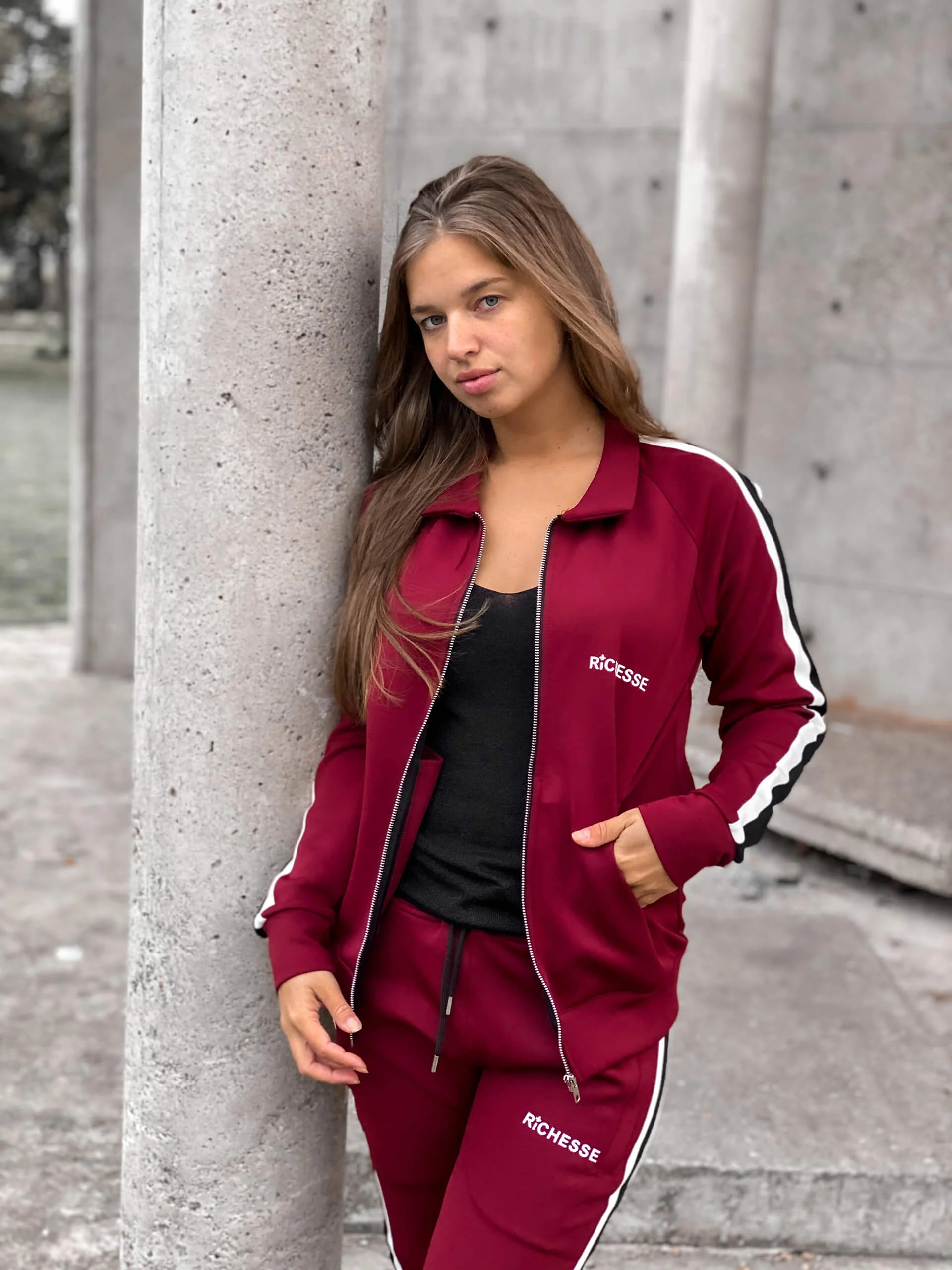 HOLLYWOOD RED TRACKSUIT - Image 3
