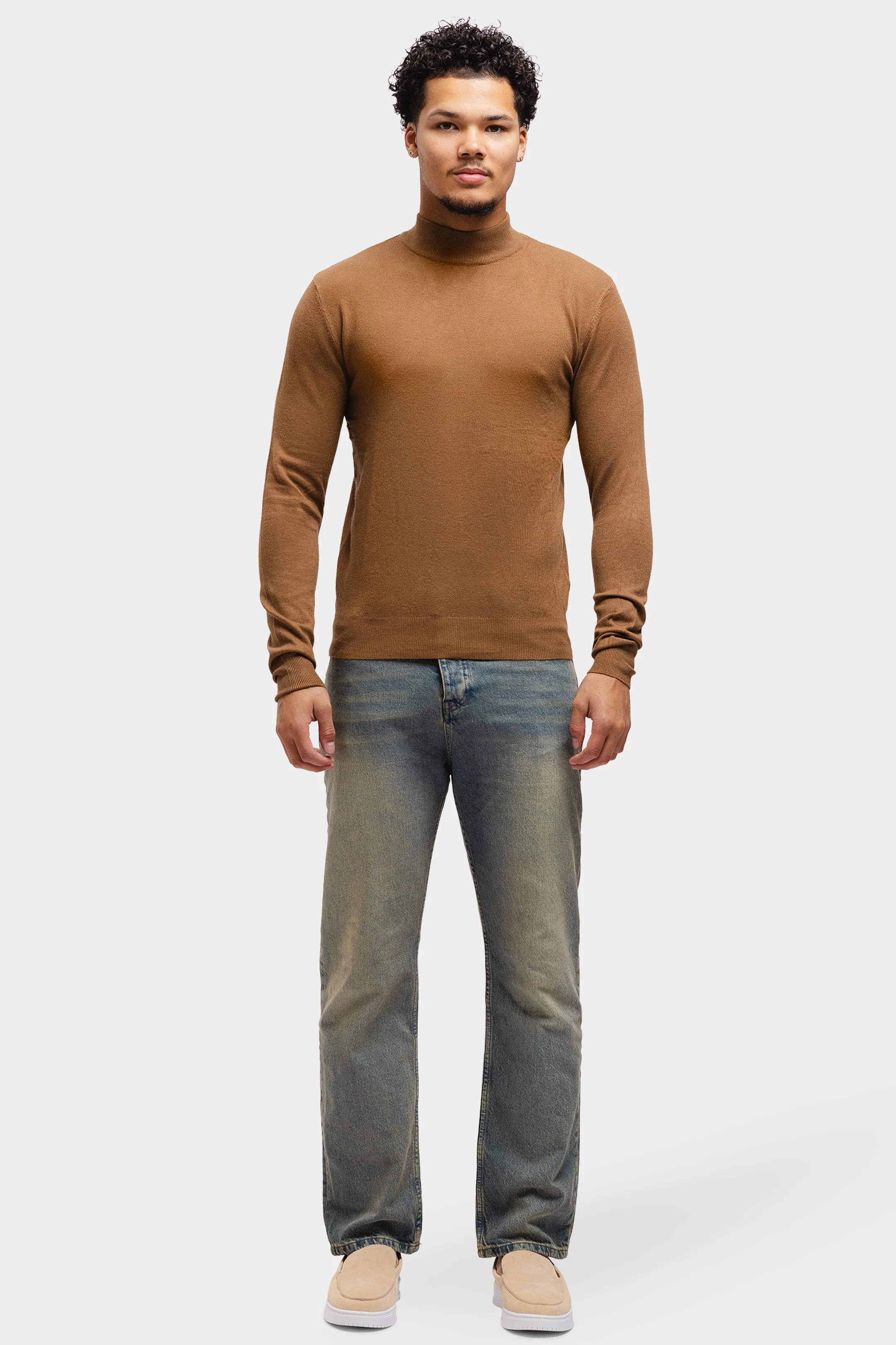 Knitted Turtleneck Brown - Image 4