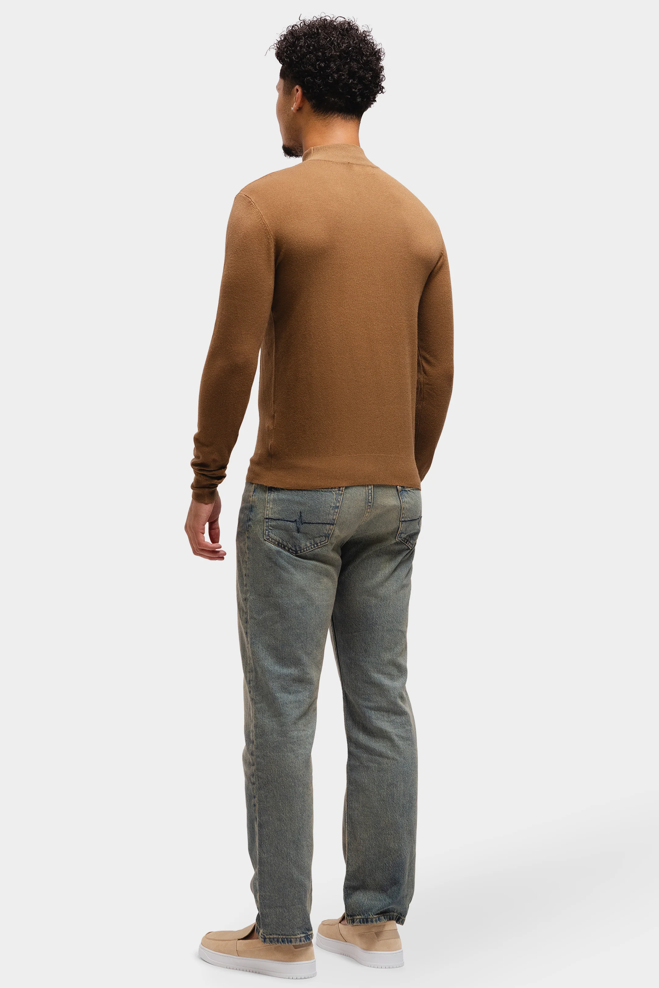 Knitted Turtleneck Brown - Image 6
