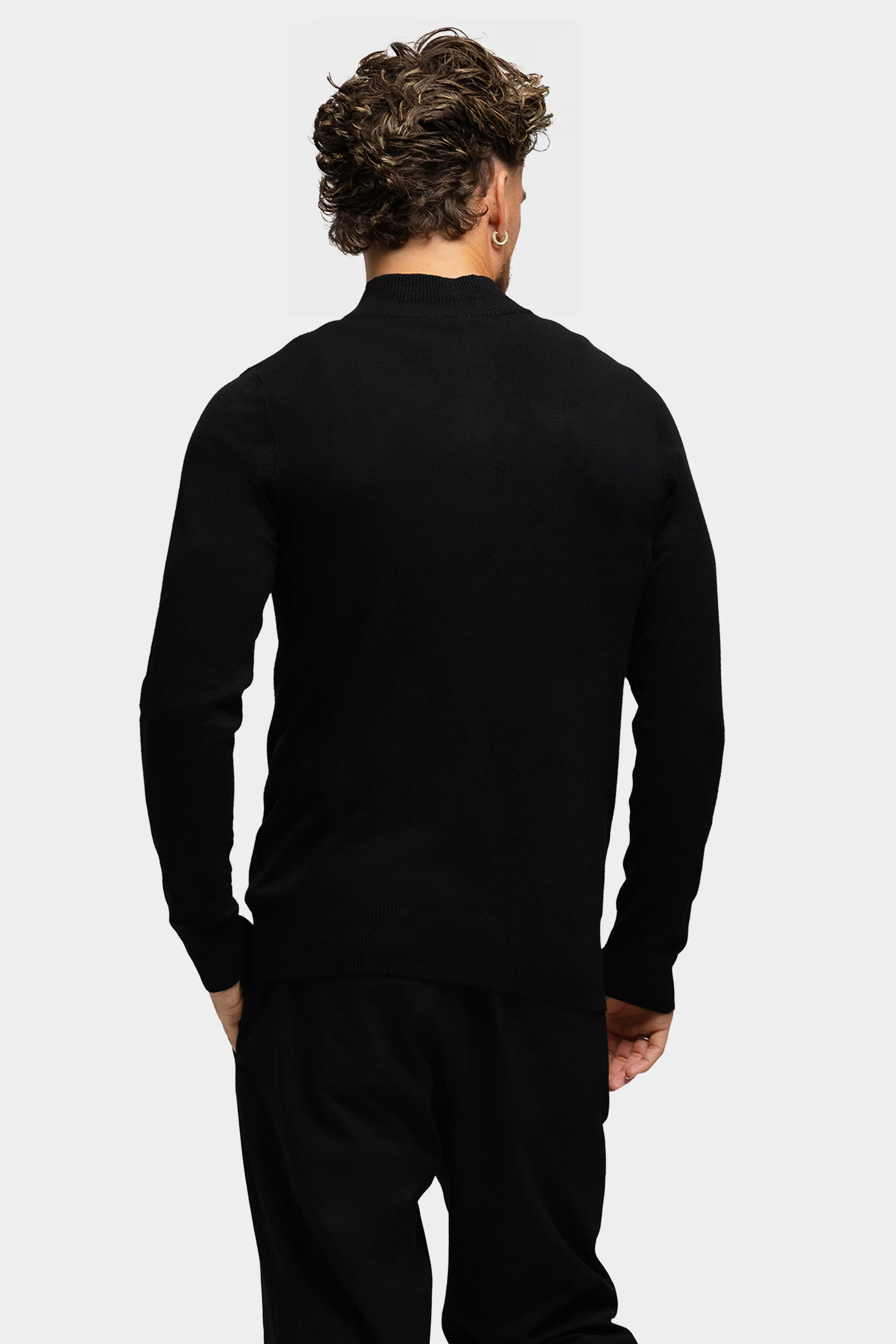 Knitted Zipper Black - Image 7