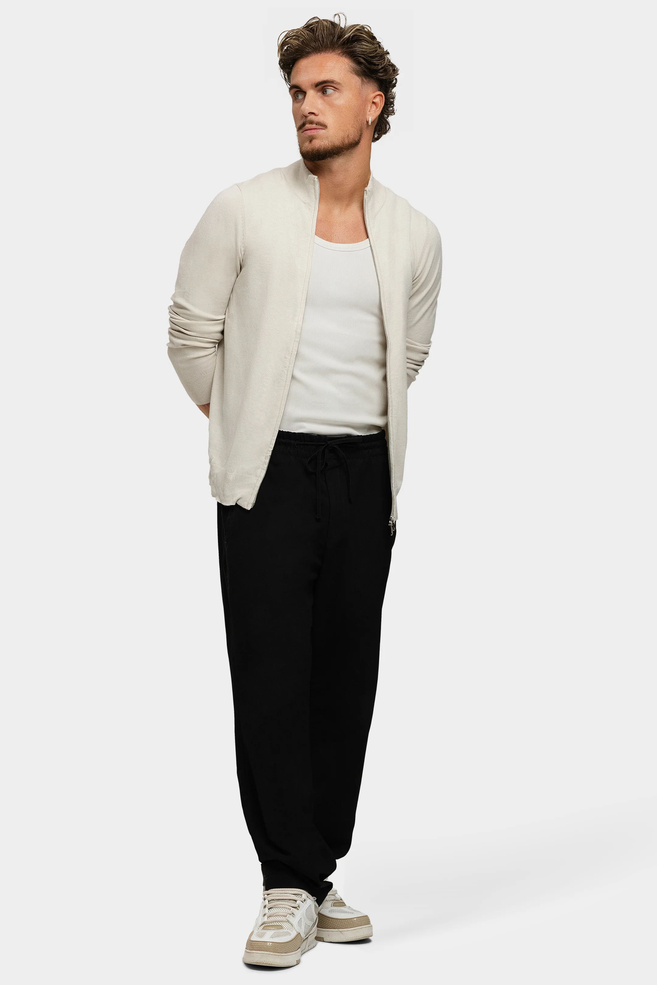KNITTED ZIPPER VEST SOFT SAND - Image 4