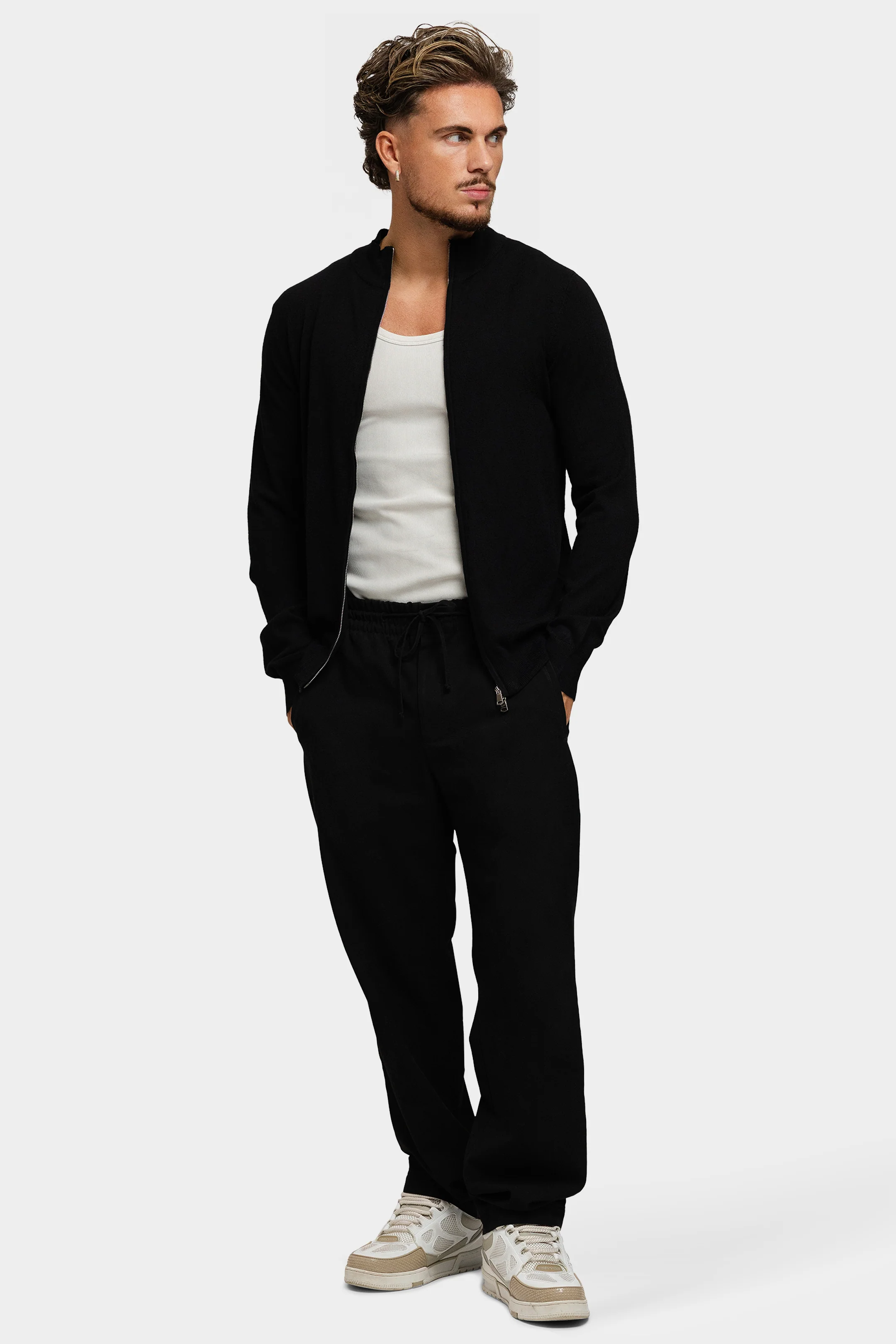 KNITTED ZIPPER VEST BLACK - Image 8