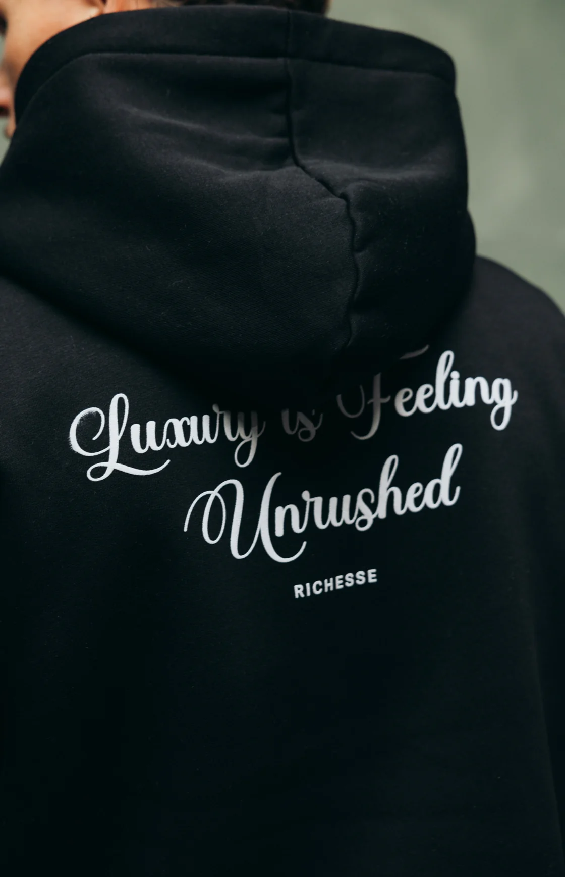 UNRUSHED HOODIE BLACK - Image 8