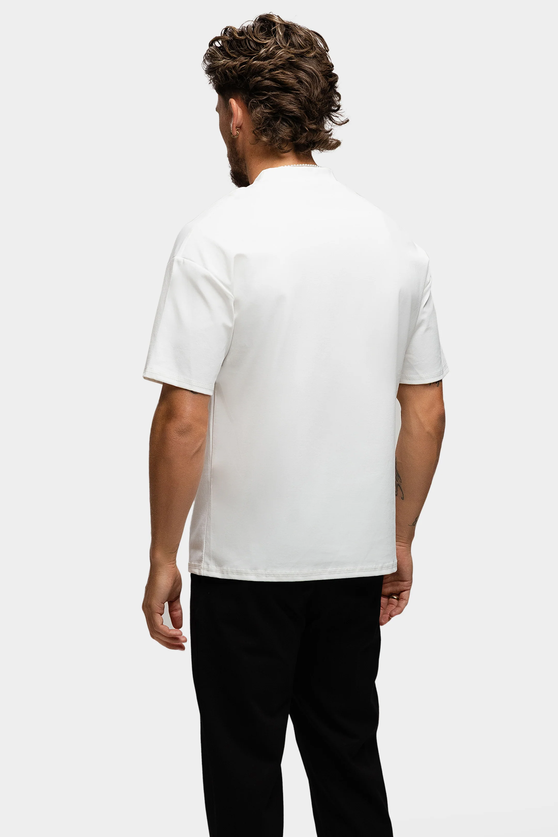 ESSENTIAL MATTE SHIRT WHITE - Image 5