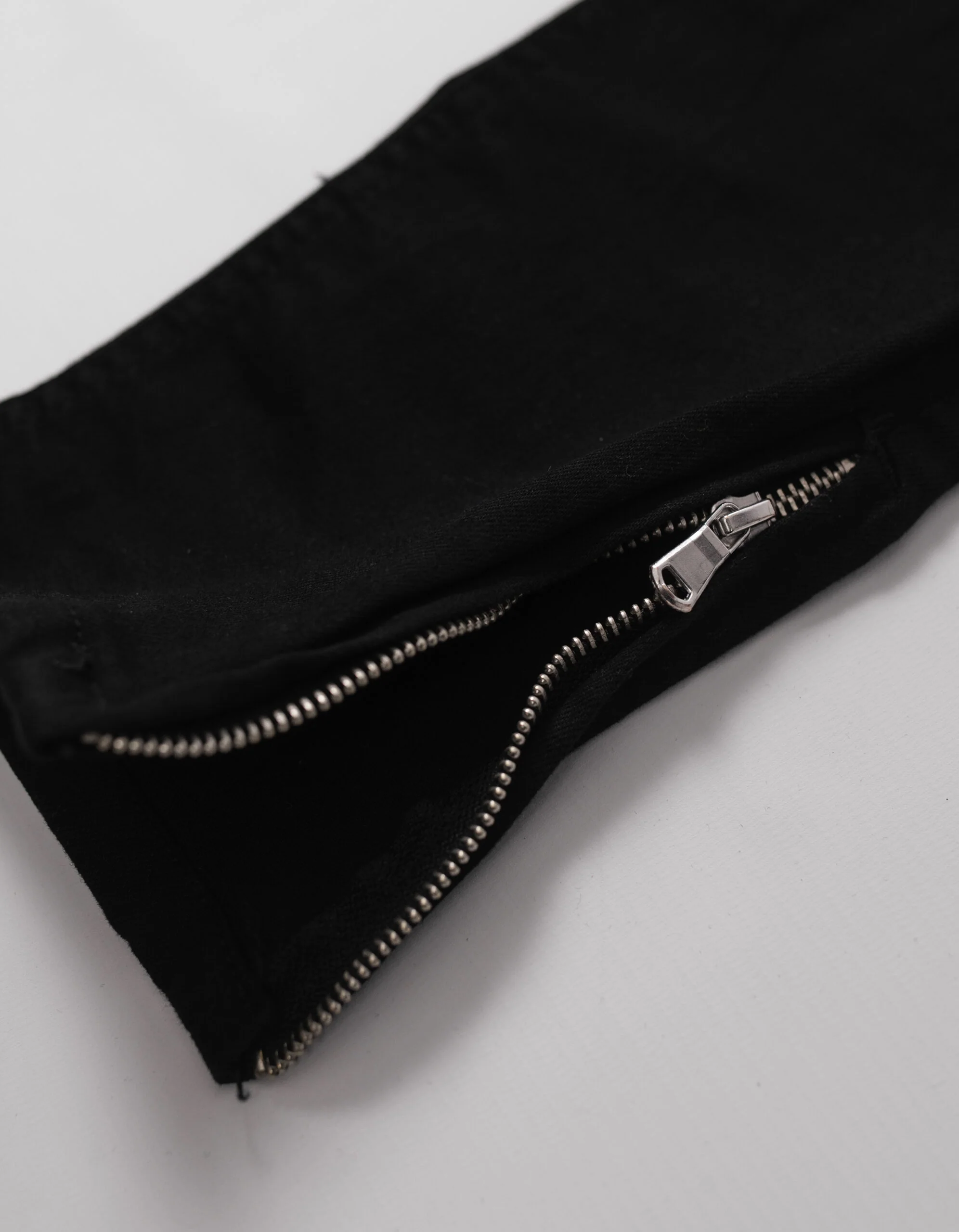 MARTYR BLACK JEANS - Image 11