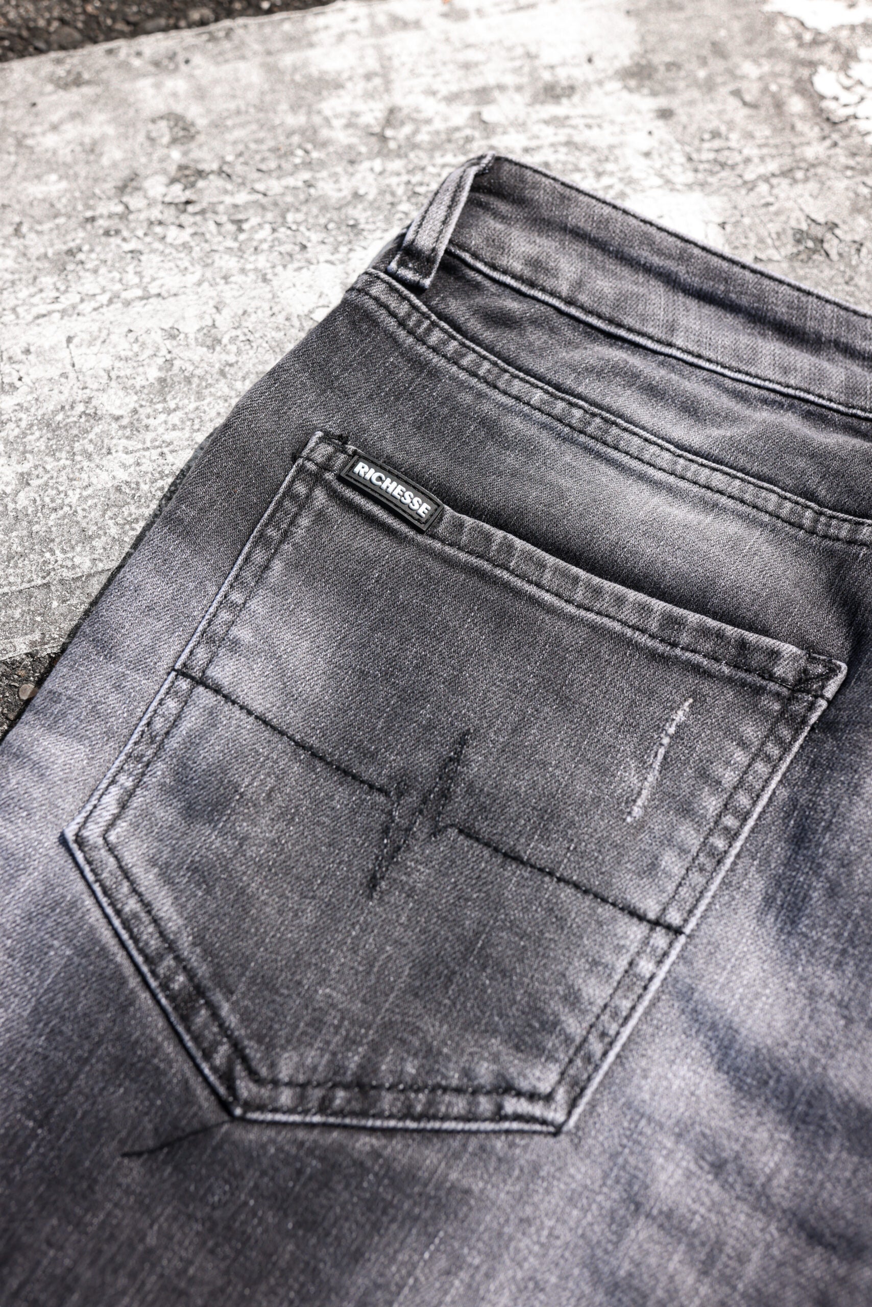 PROMISE SHORT JEANS - Image 8