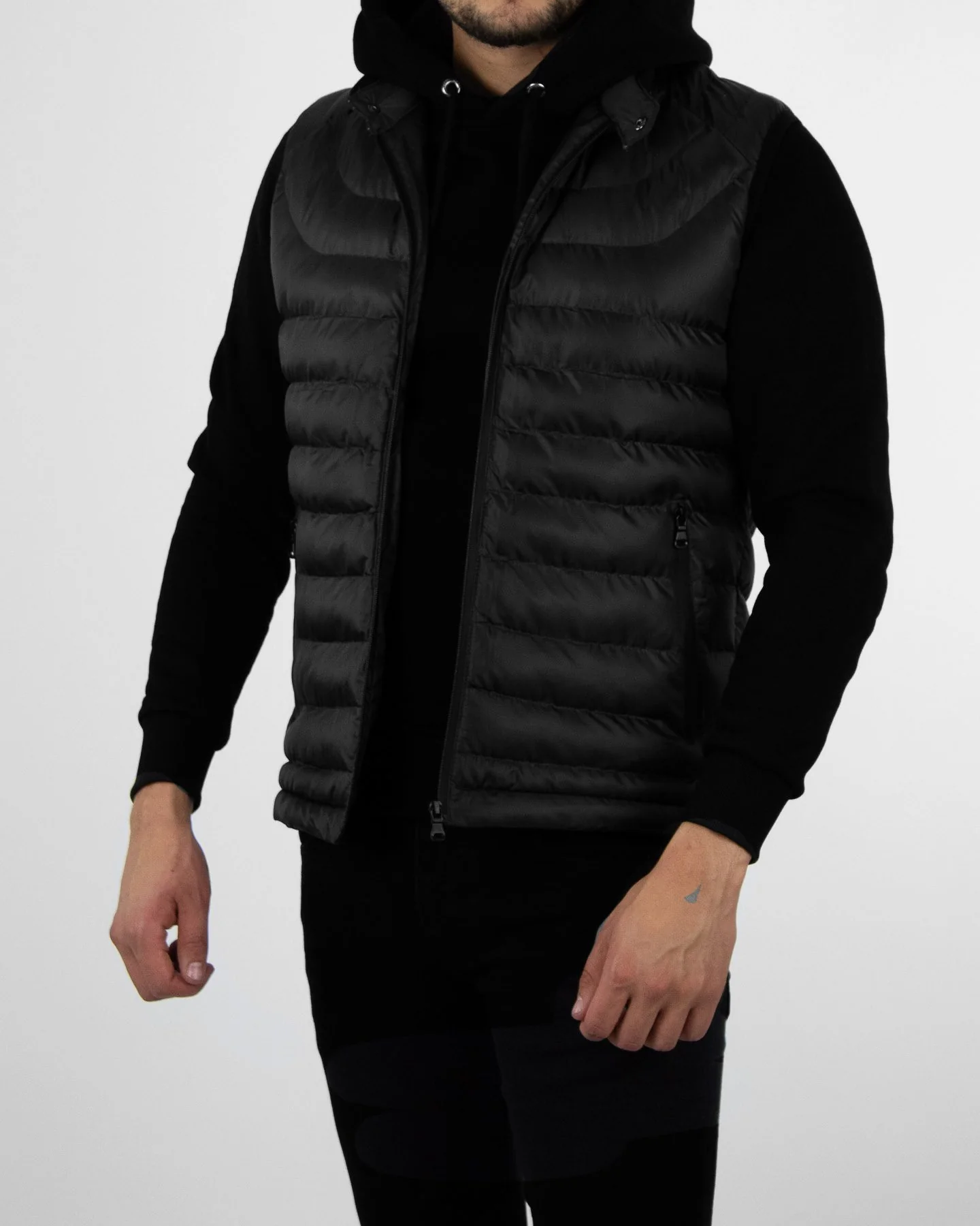 Richesse Bodywarmer Black - Image 3