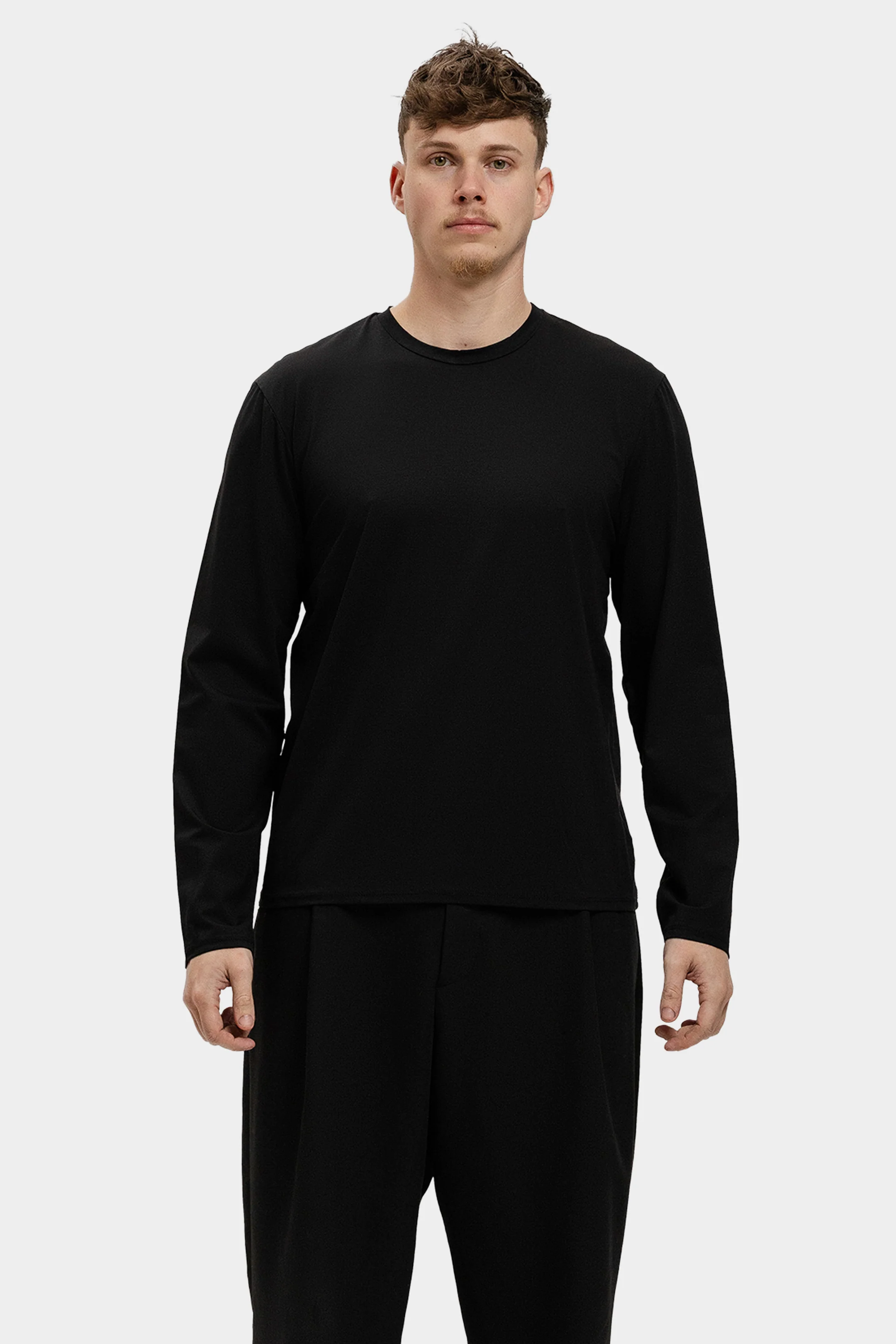 SHINY ESSENTIAL LONGSLEEVE BLACK - Image 3